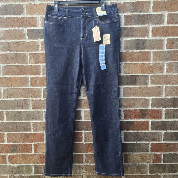 St John’s Bay Straight Leg Dark Wash Jeans NWT Size 10 Classic Mid Rise - Picture 2 of 12